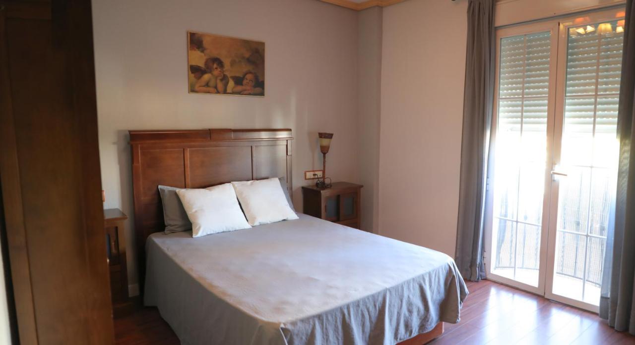 Victoria Home Almodovar del Rio Luaran gambar